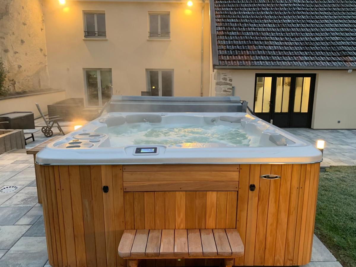 Rouvres-la-Chétive Chez La Rose Luxueuse Cottage Avec Jacuzzi מראה חיצוני תמונה