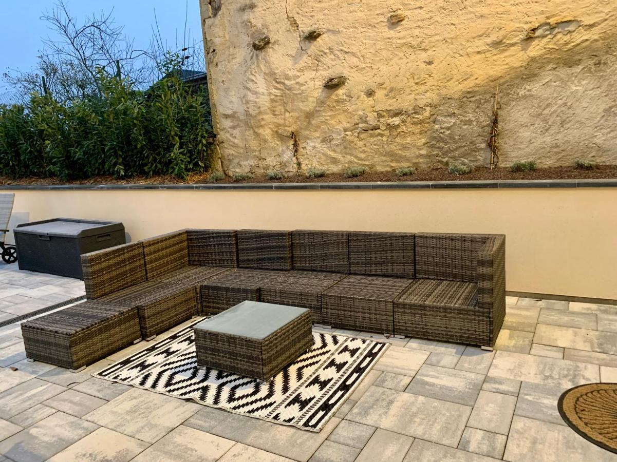 Rouvres-la-Chétive Chez La Rose Luxueuse Cottage Avec Jacuzzi מראה חיצוני תמונה