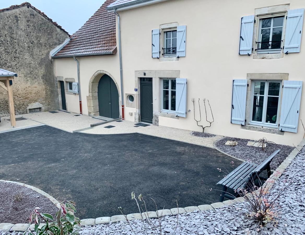 Rouvres-la-Chétive Chez La Rose Luxueuse Cottage Avec Jacuzzi מראה חיצוני תמונה